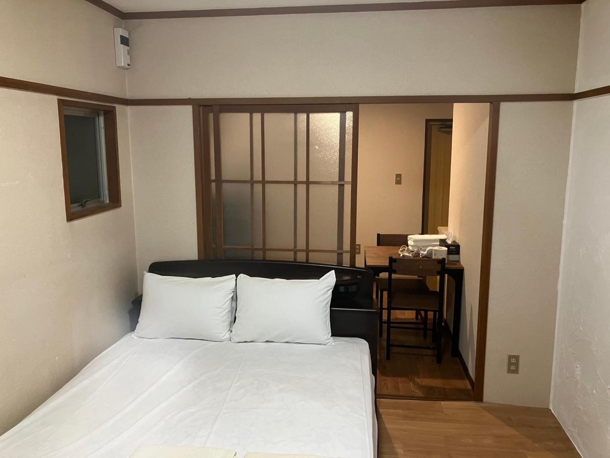 Casa Viento Stay Inn Hiroshima Buitenkant foto