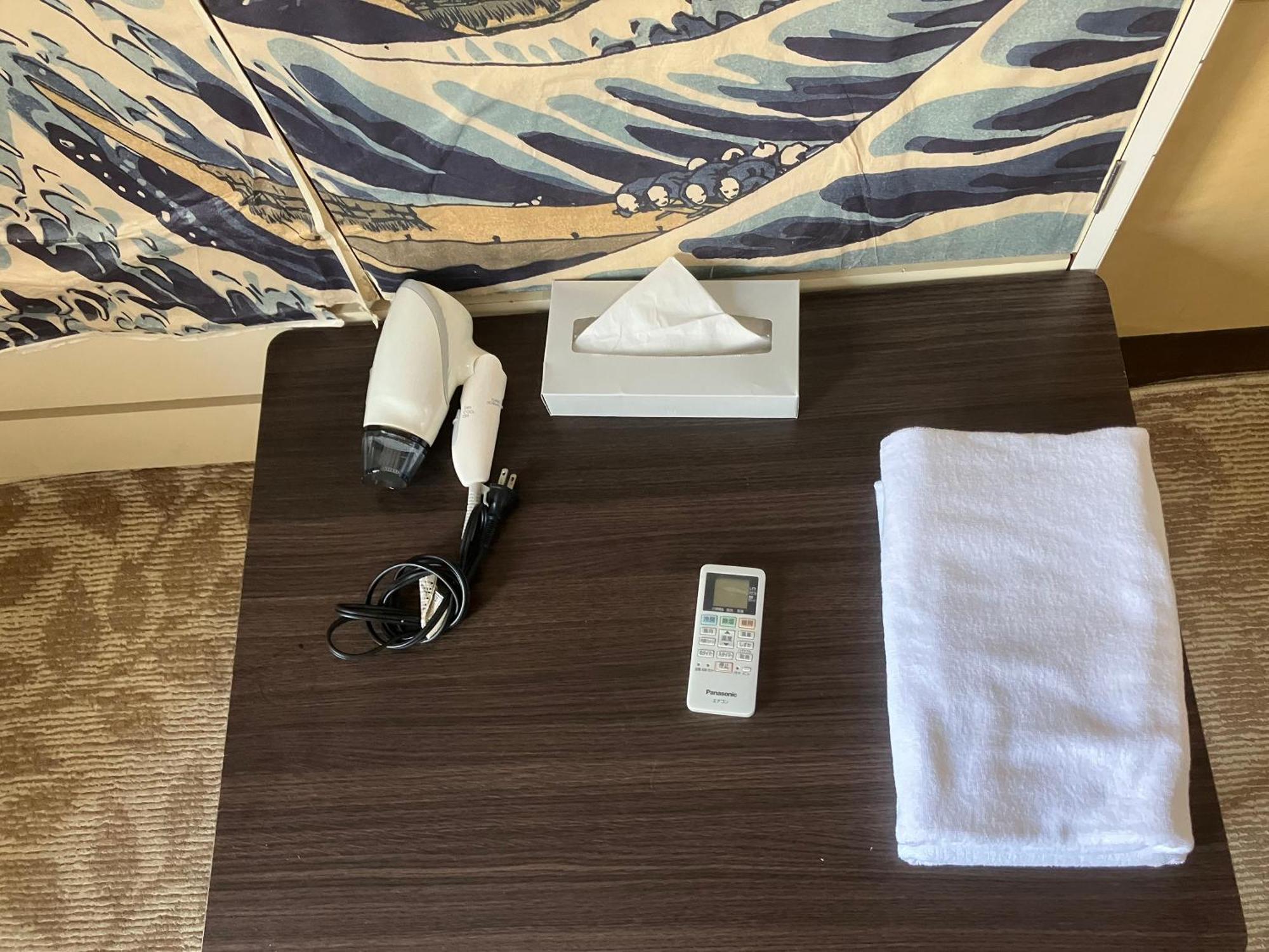 Casa Viento Stay Inn Hiroshima Buitenkant foto