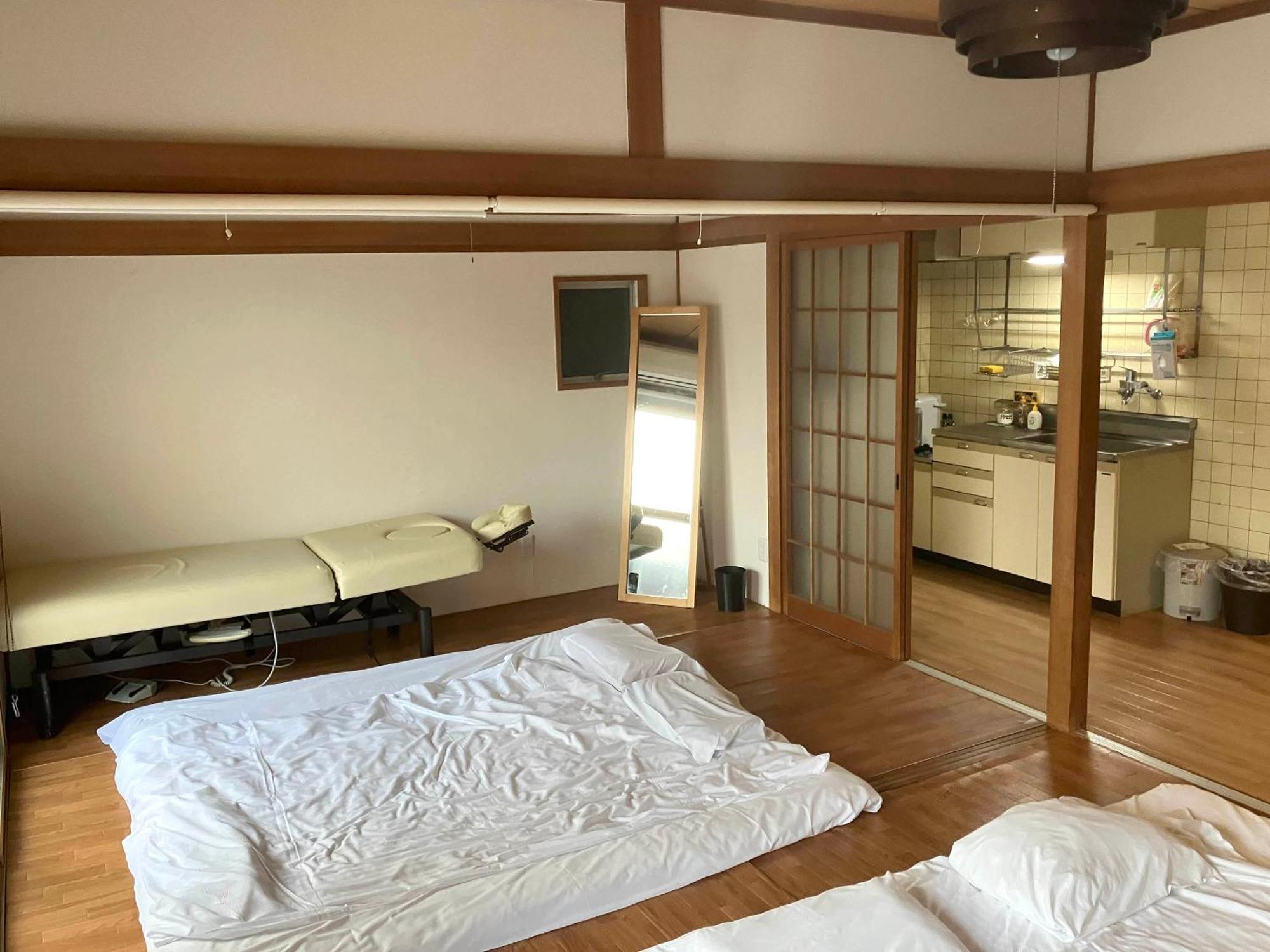 Casa Viento Stay Inn Hiroshima Buitenkant foto